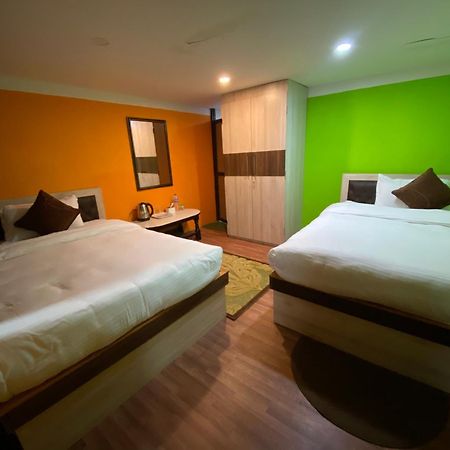 Chareli Resort Nagarkot Bagian luar foto