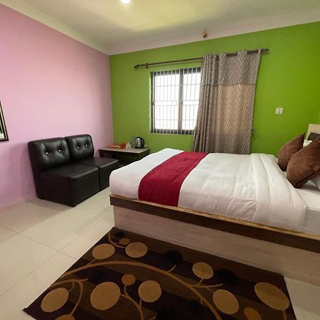 Chareli Resort Nagarkot Bagian luar foto