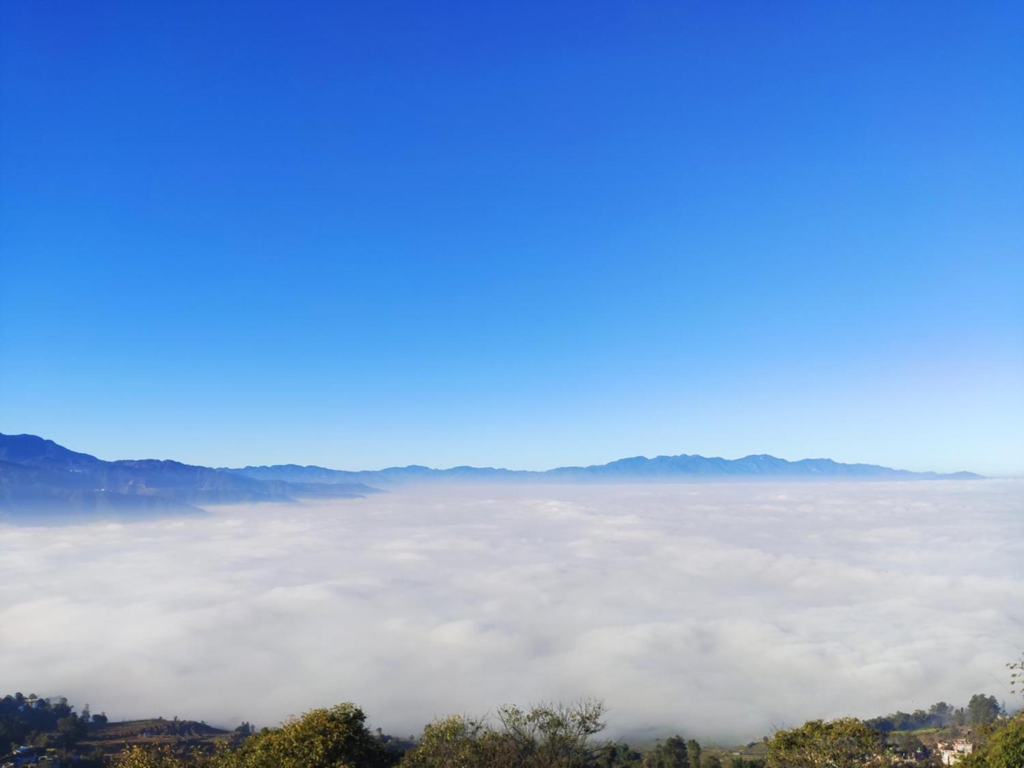 Chareli Resort Nagarkot Bagian luar foto