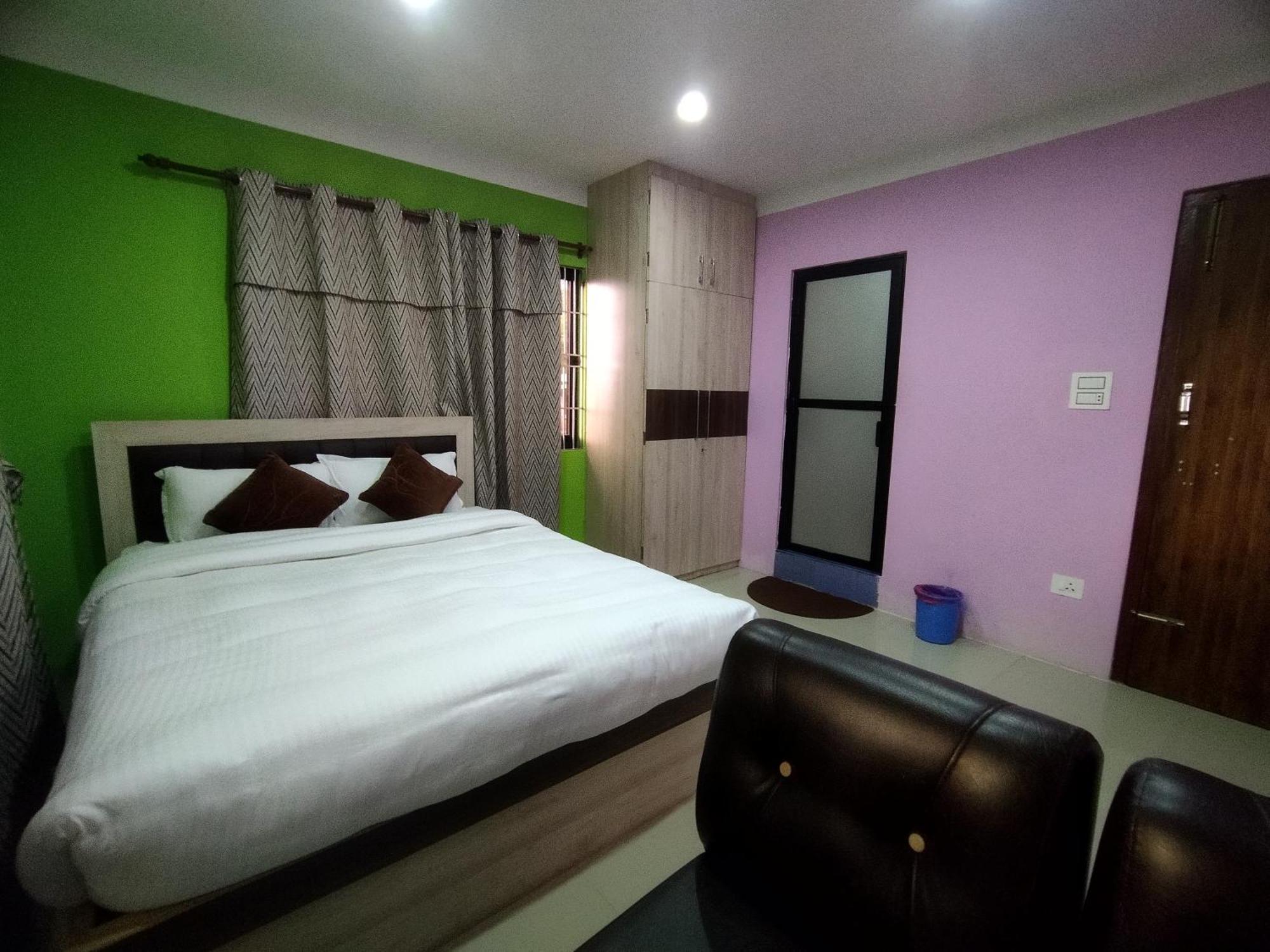 Chareli Resort Nagarkot Bagian luar foto