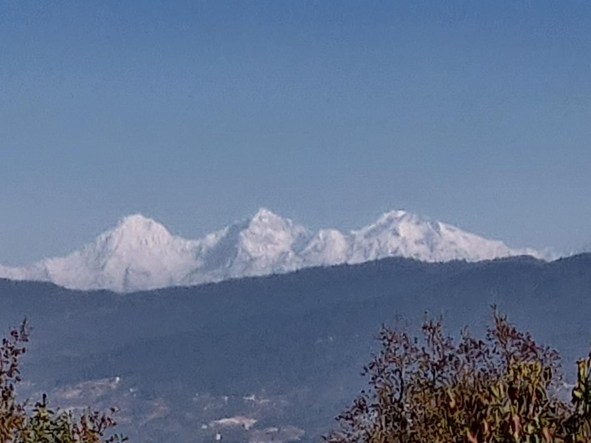 Chareli Resort Nagarkot Bagian luar foto