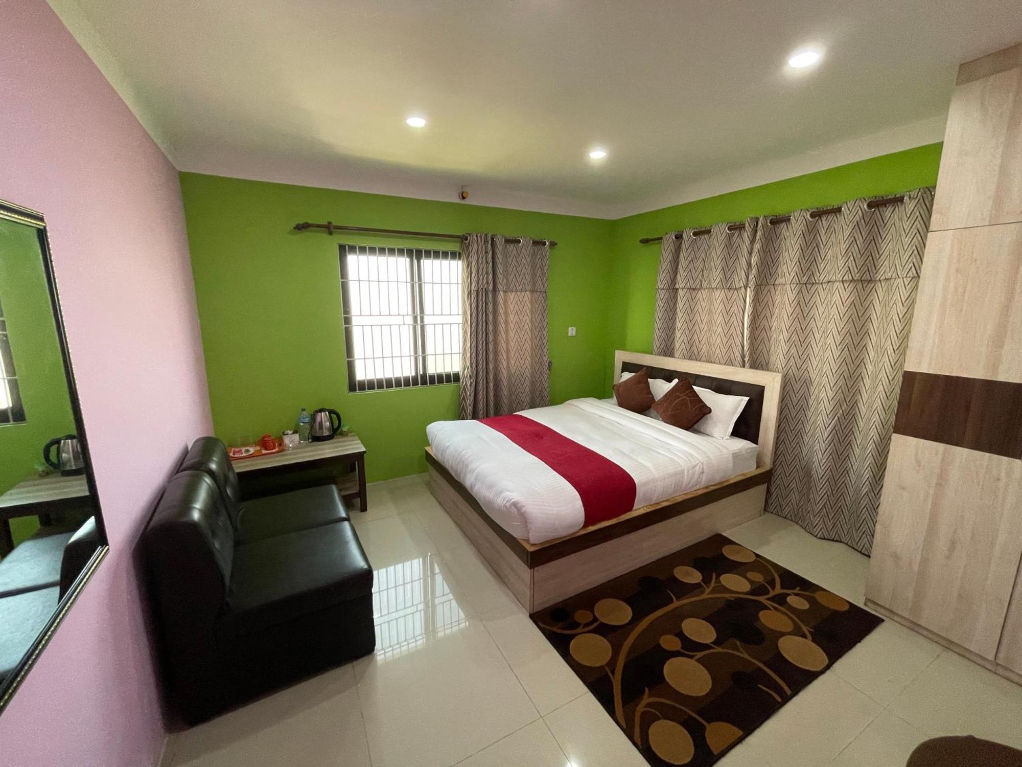 Chareli Resort Nagarkot Bagian luar foto